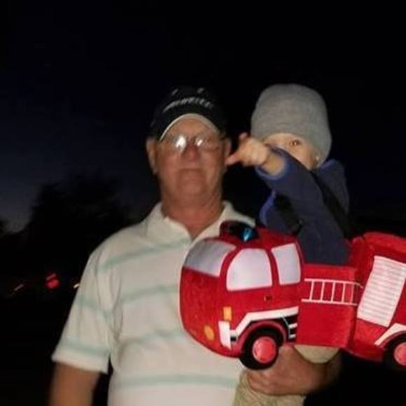 Meet your Posher, Edwin - Picture 1 of 1